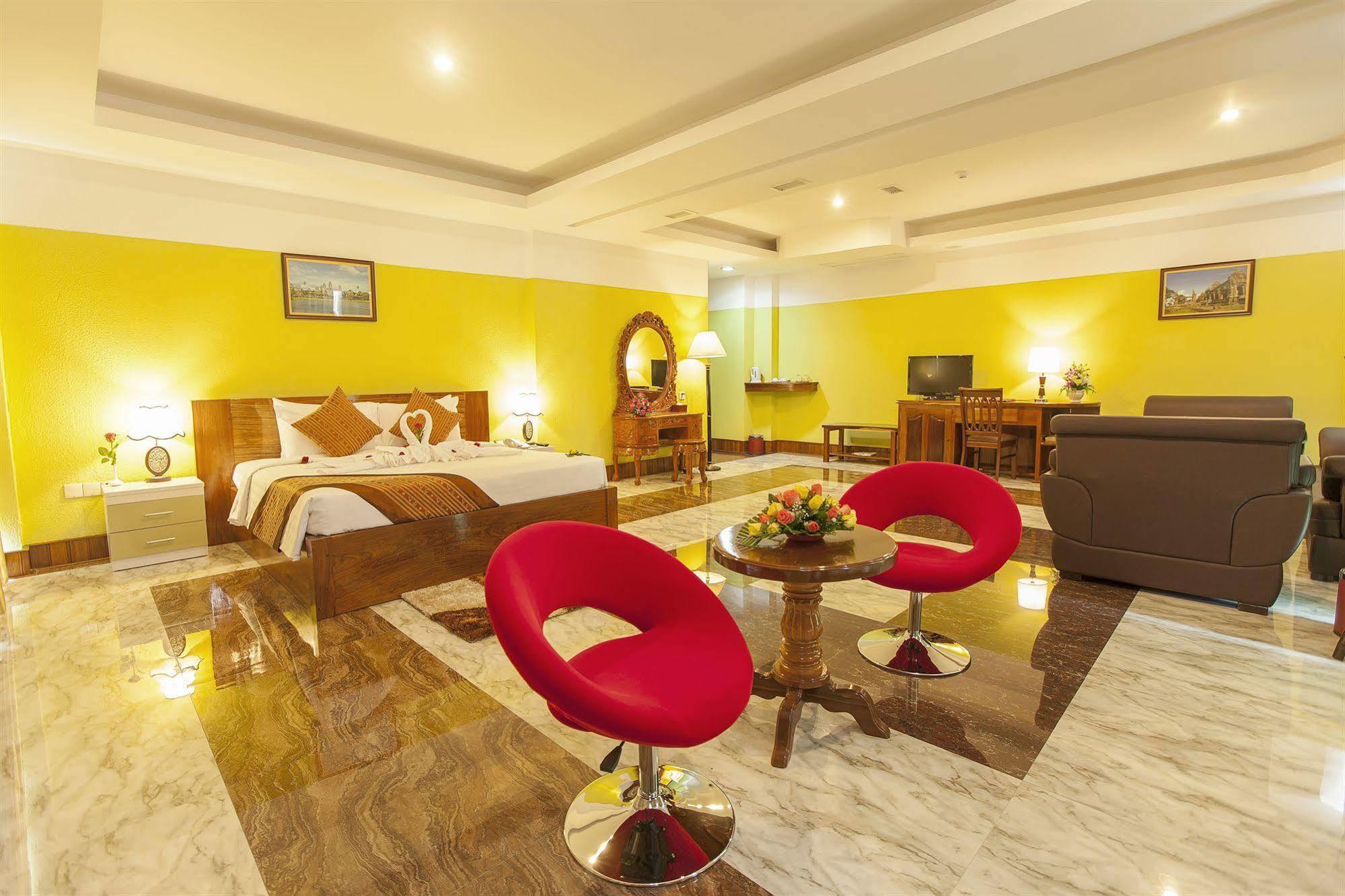 High Sky Hotel Phnompenh Exteriér fotografie