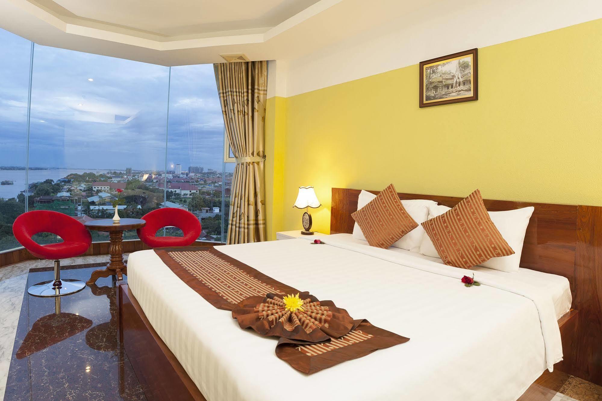 High Sky Hotel Phnompenh Exteriér fotografie